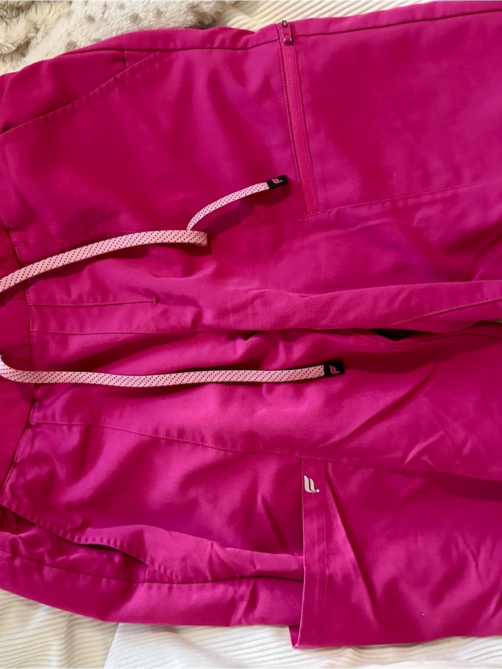 Fabletics Hibiscus High Rise On-Call Scrub Joggers - Picture 9 of 16
